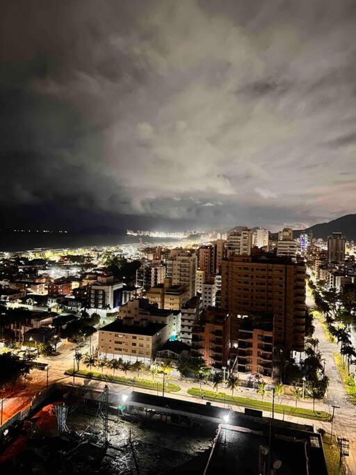 Apto Com Vista Para O Mar Com 2 Vagas - Guaruja Bagian luar foto